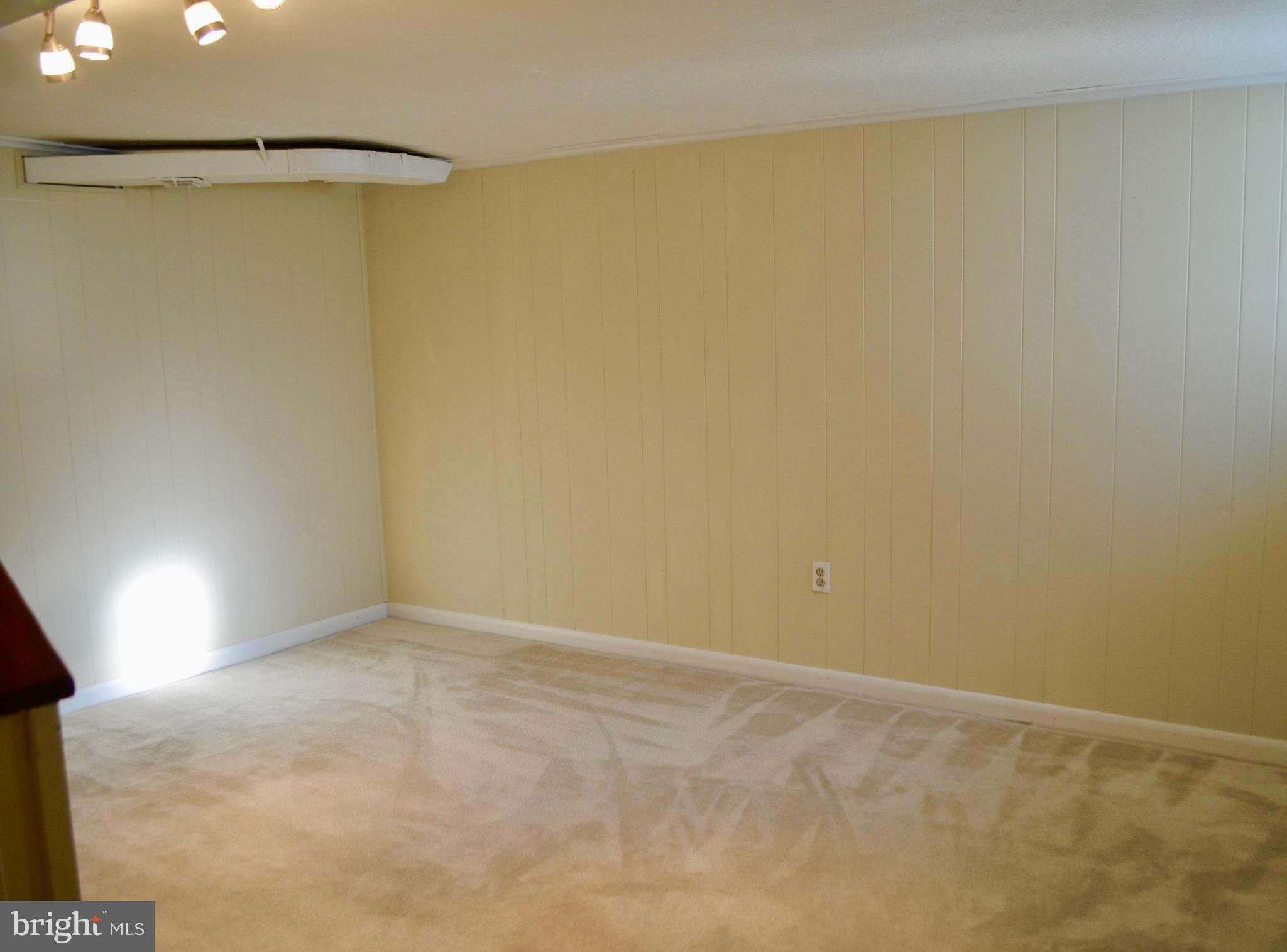 503 Sunset Road Baltimore, MD 21223 - Photo 18 of 21 Finished basement with Family Room!