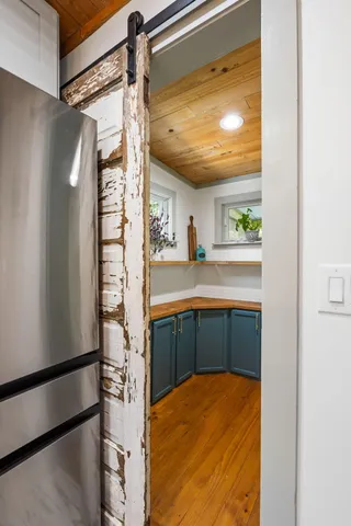 $1,277,000 | 212 East Hudson Avenue, Folly Beach, SC 29439