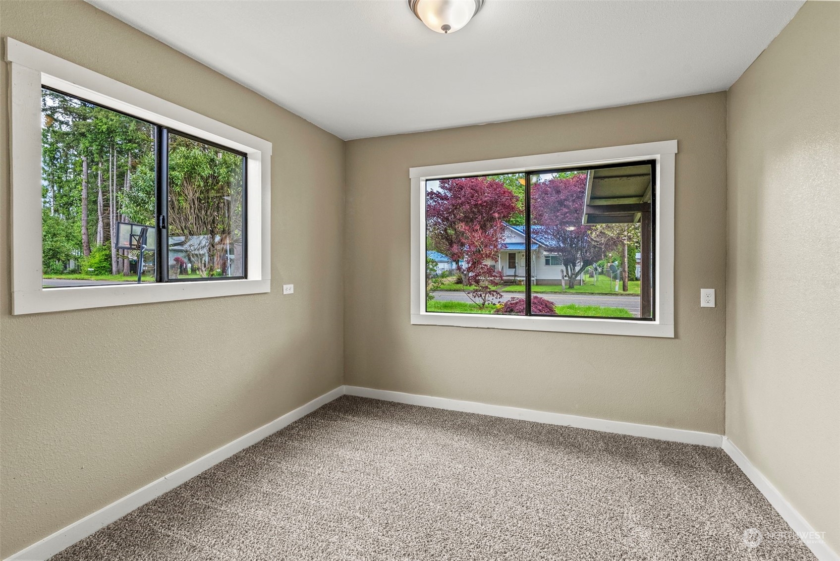 259 Stowell Road Salkum, WA 98582 - Photo 11 of 19 an empty room with a window