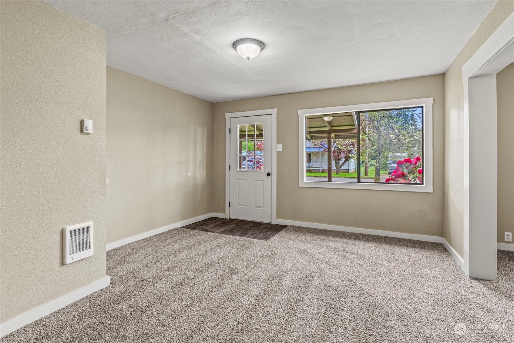 259 Stowell Road Salkum, WA 98582 - Photo 3 of 19 an empty room with windows