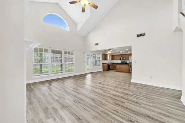 $597,750 | 202 Gracie Lane, Niceville, FL 32578