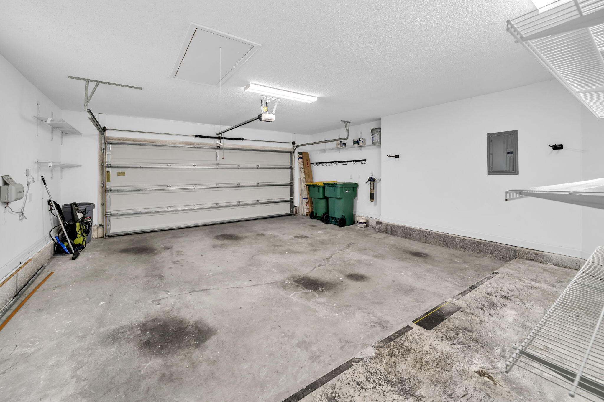 202 Gracie Lane Niceville, FL 32578 - Photo 46 of 47 a view of a room with closet