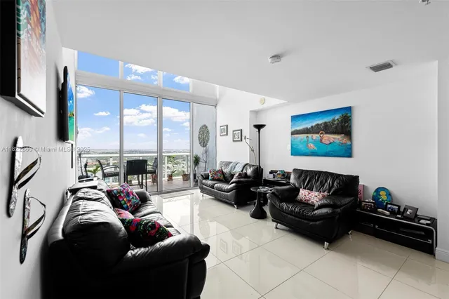 $475,000 | 1861 Northwest S River Drive, Unit PH01, Miami, FL 33125