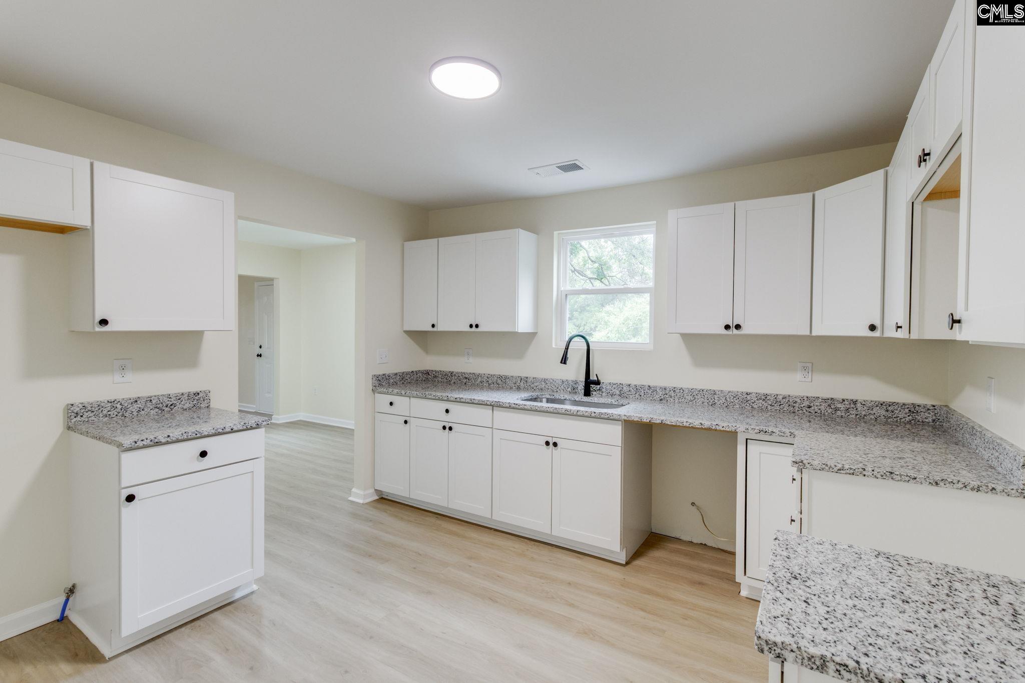 2808 Edison Street Columbia, SC 29204 - Photo 10 of 26