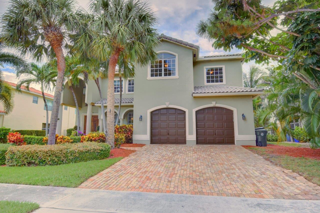1715 Southwest 2nd Avenue Boca Raton, FL 33432 - Photo 2 of 71 Exterior Front