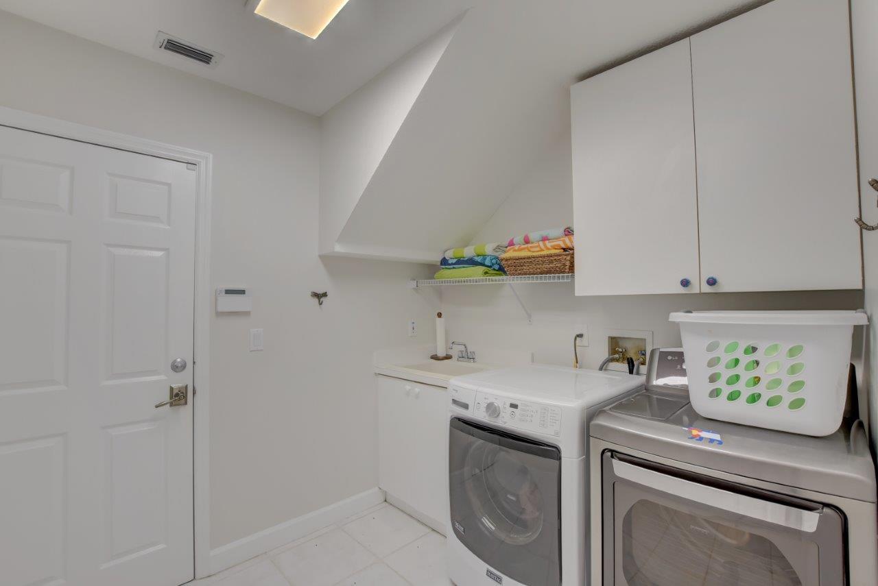 1715 Southwest 2nd Avenue Boca Raton, FL 33432 - Photo 37 of 71 Laundry Room