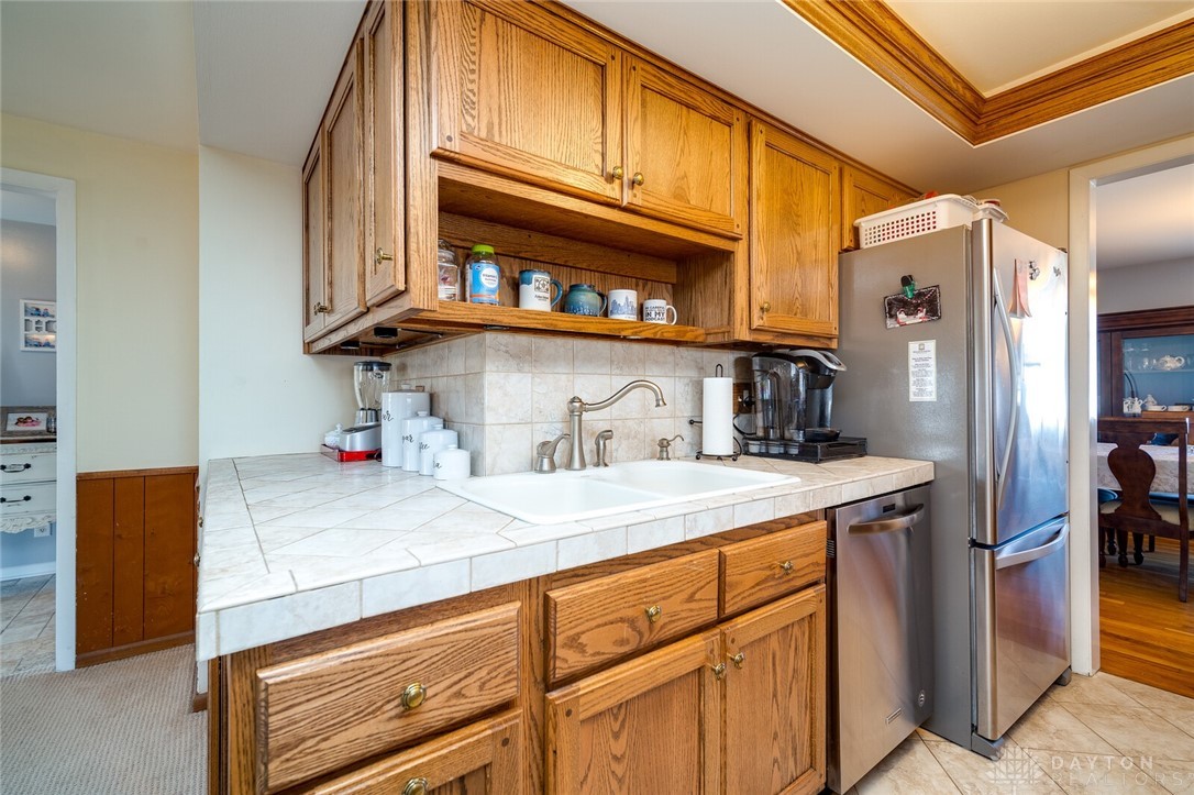 2333 Springmill Road Dayton, OH 45440 - Photo 17 of 49 Gallery Image 17
