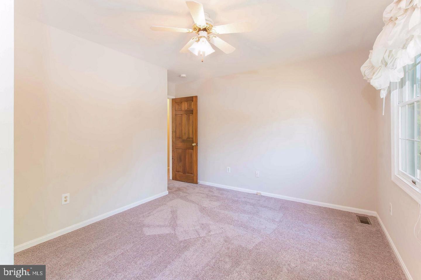 130 Summit Hall Road Gaithersburg, MD 20877 - Photo 15 of 28