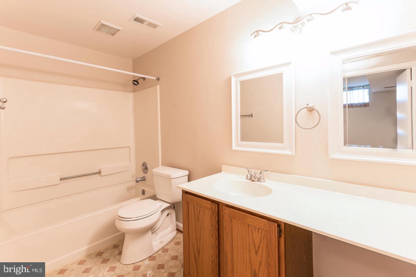 130 Summit Hall Road Gaithersburg, MD 20877 - Photo 22 of 28