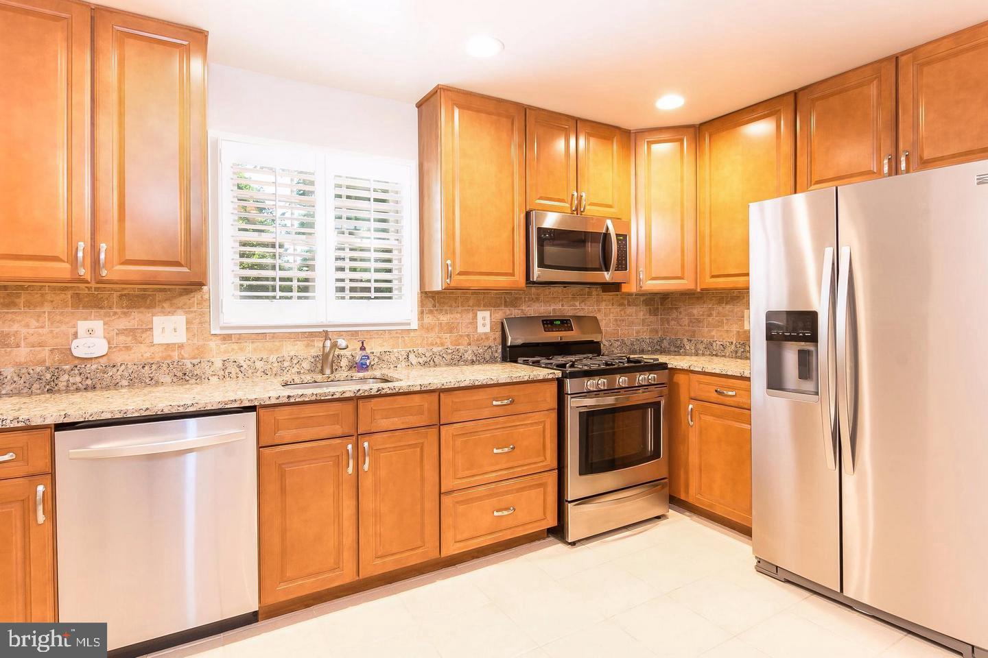 130 Summit Hall Road Gaithersburg, MD 20877 - Photo 5 of 28