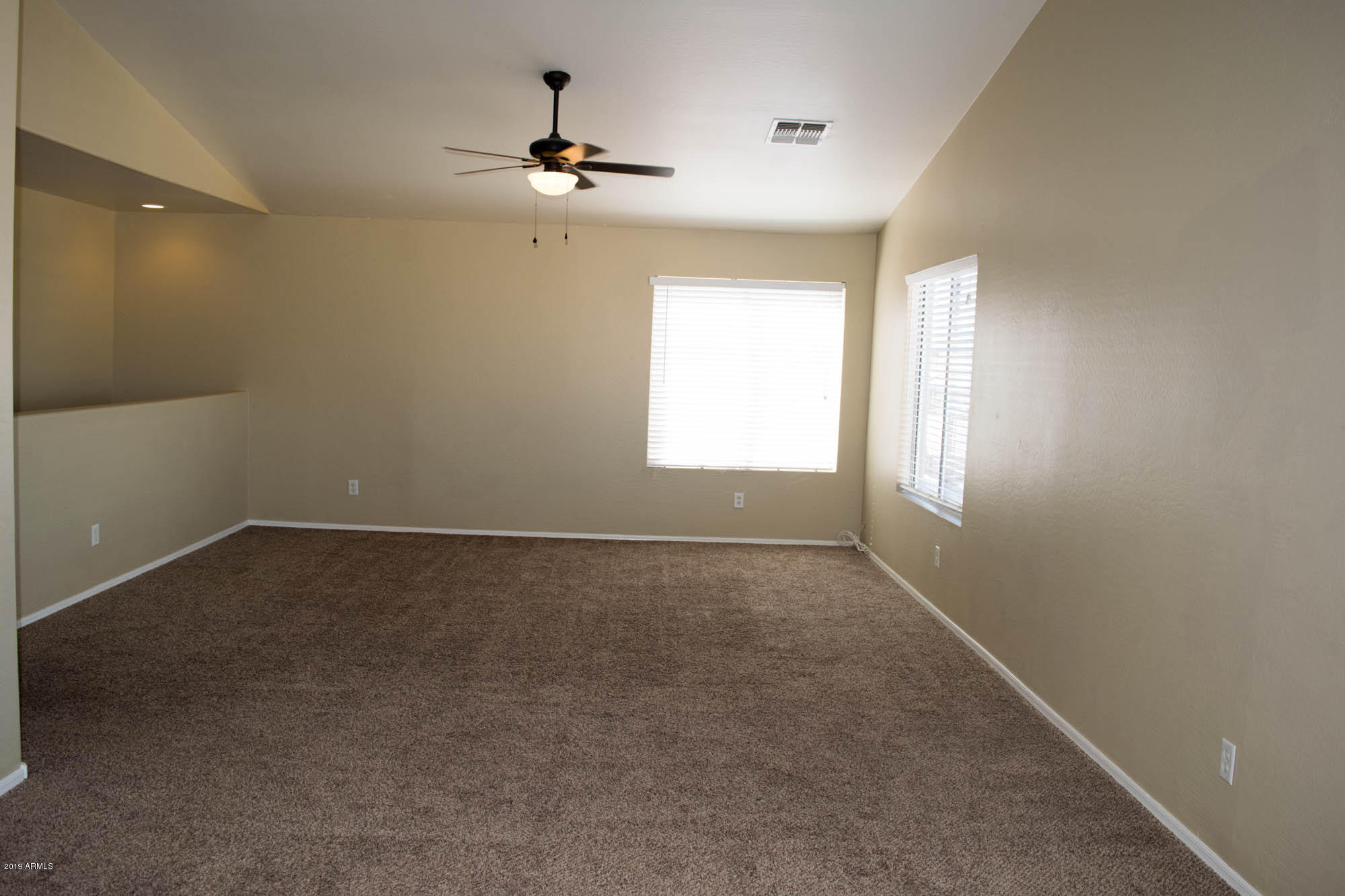 13018 West Lawrence Road Glendale, AZ 85307 - Photo 15 of 26 DSC_0007