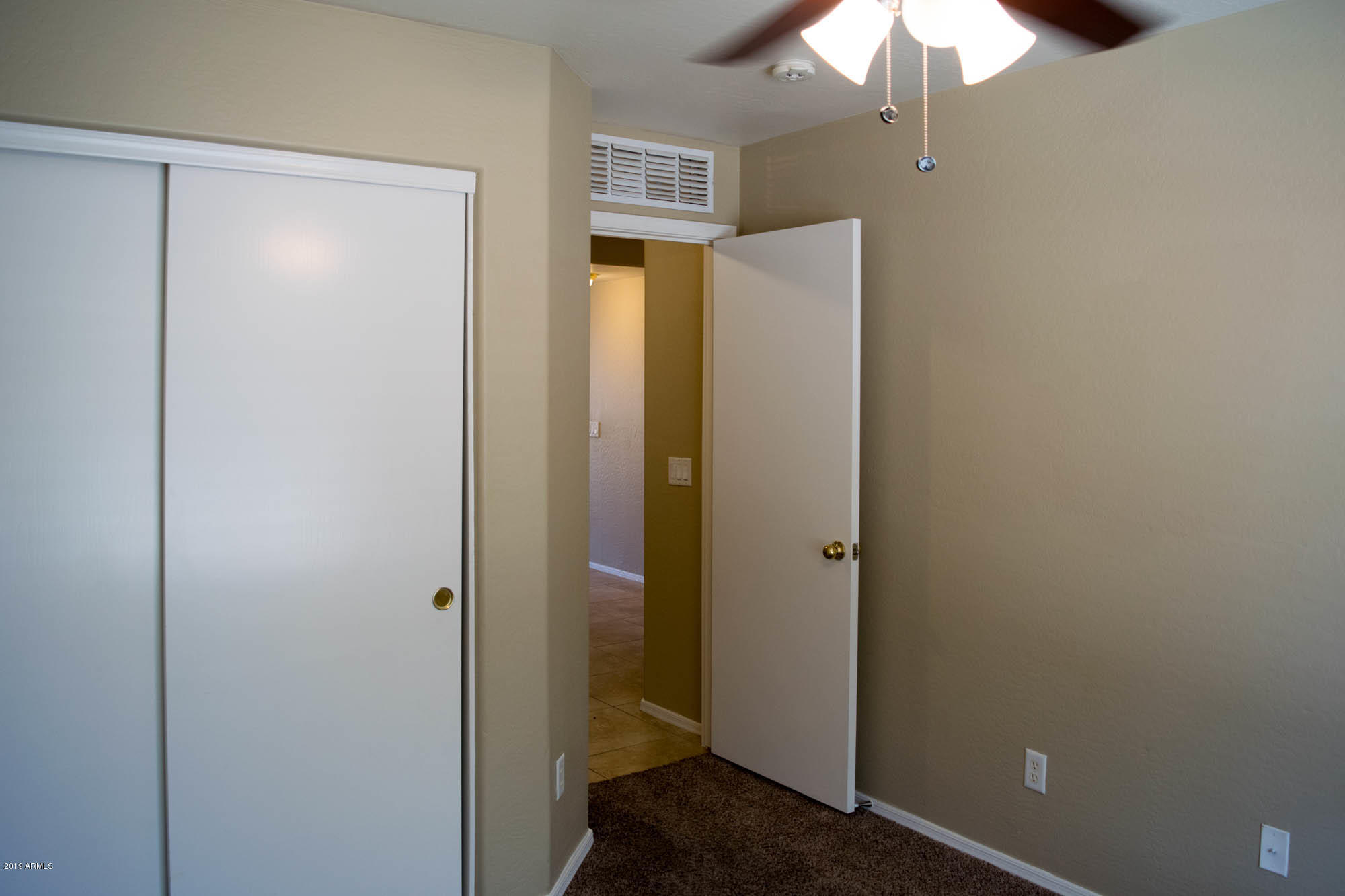 13018 West Lawrence Road Glendale, AZ 85307 - Photo 9 of 26 DSC_0003