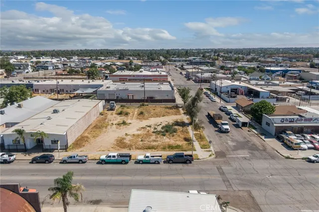 $199,000 | 426 East 18th Street, Bakersfield, CA 93305