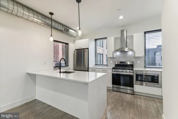 $3,000 | 2835 Edgemont Street, Philadelphia, PA 19134