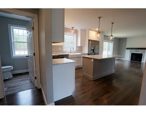 9 Rileys Way Pepperell, MA 01463 - Photo 5 of 11 Gallery Image 5