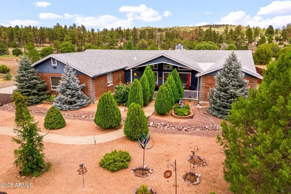 $774,000 | 5330 April Place, Pinedale, AZ 85901
