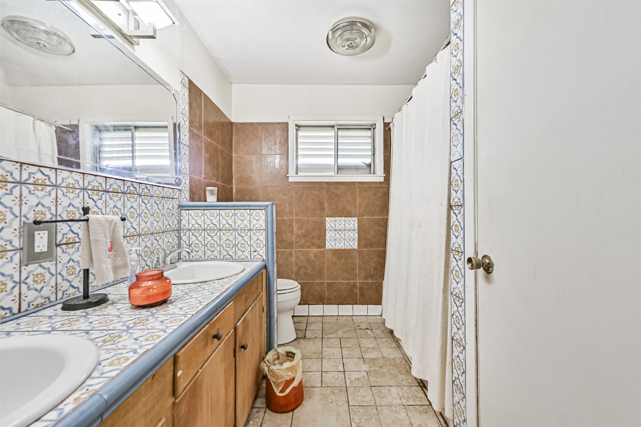 901 North Amburn Road Texas City, TX 77591 - Photo 23 of 28