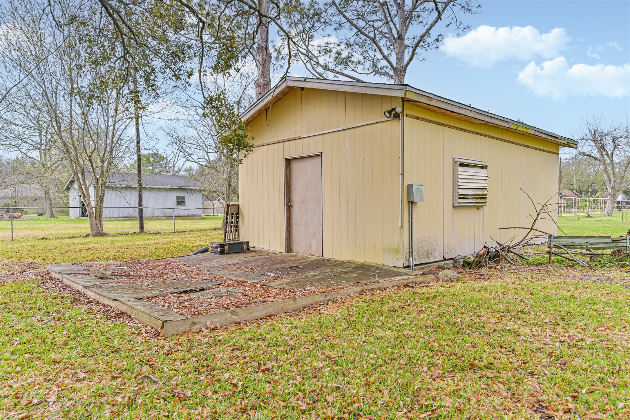 901 North Amburn Road Texas City, TX 77591 - Photo 27 of 28
