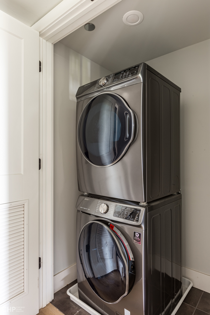 729 North Sangamon Street, Unit 402 Chicago, IL 60642 - Photo 12 of 28