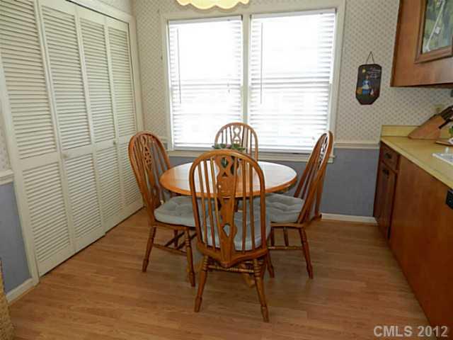 11085 Painted Tree Road Charlotte, NC 28226 - Photo 7 of 16 Gallery Image 7