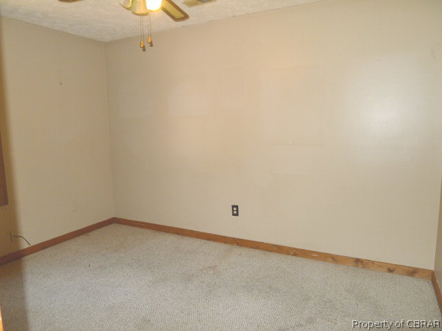 8673 Tanyard Landing Road Gloucester, VA 23061 - Photo 7 of 11