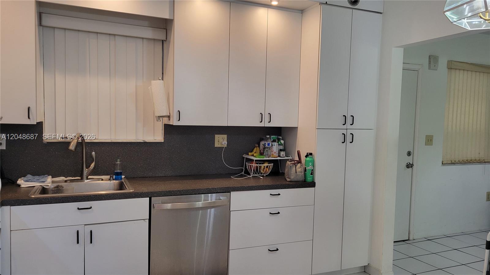461 Ives Dairy Road, Unit 2042 Miami, FL 33179 - Photo 8 of 12