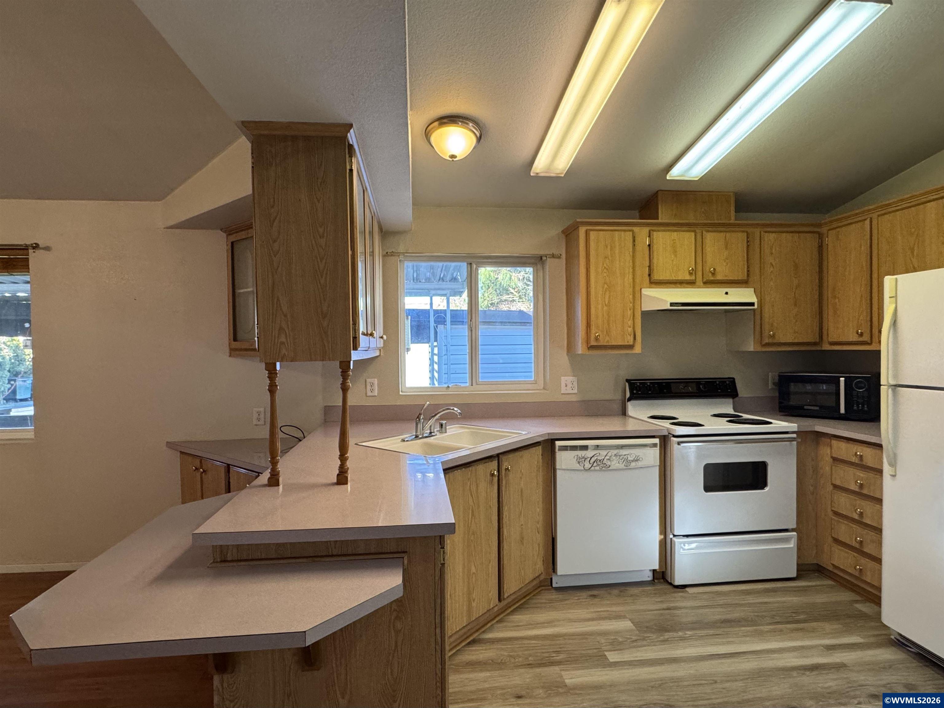141 South 17th Street, Unit 7 Independence, OR 97351 - Photo 10 of 34