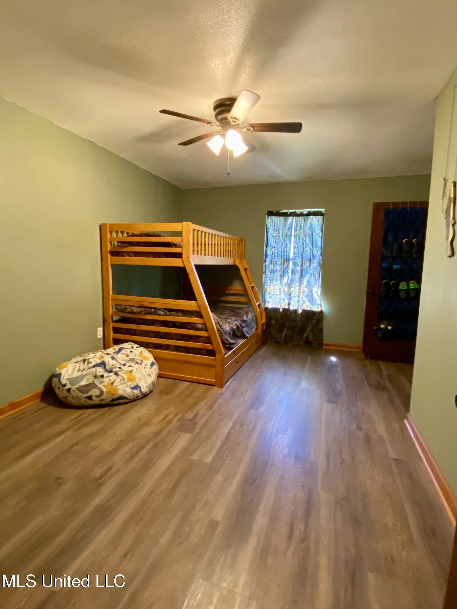 104 Baucum Road Carriere, MS 39426 - Photo 29 of 68 29, BR, IMG_3587