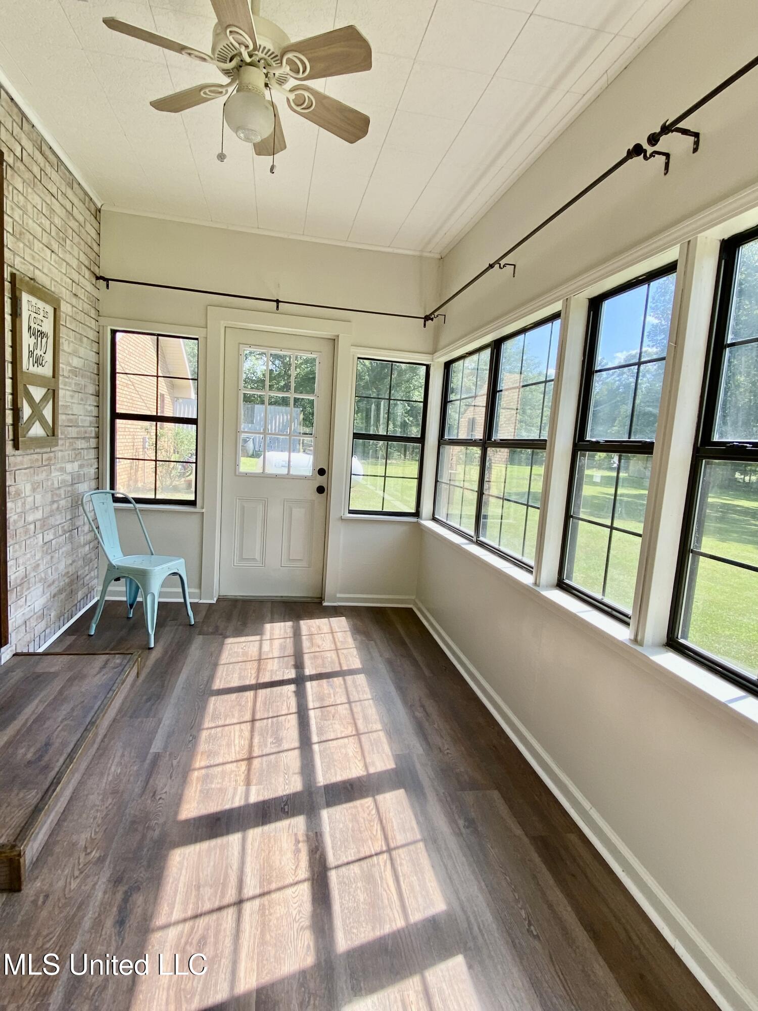 104 Baucum Road Carriere, MS 39426 - Photo 33 of 68 33, Sunroom, IMG_3607