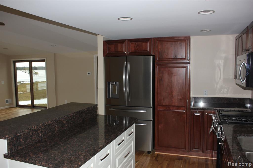 9410 Washington Road St. Helen, MI 48656 - Photo 16 of 28