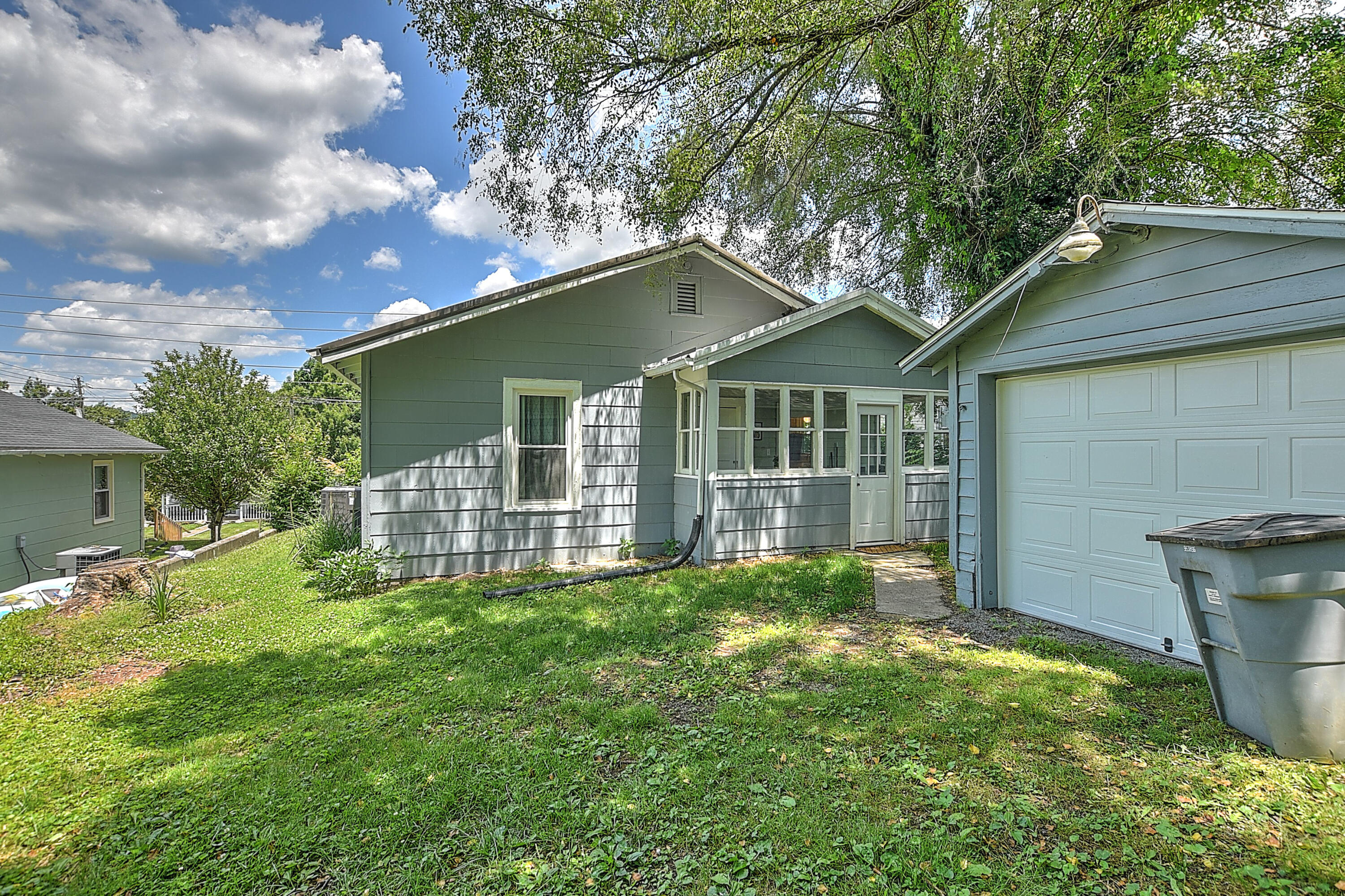 1614 Broad Street Bristol, TN 37620 - Photo 22 of 27 1614 Broad st-25