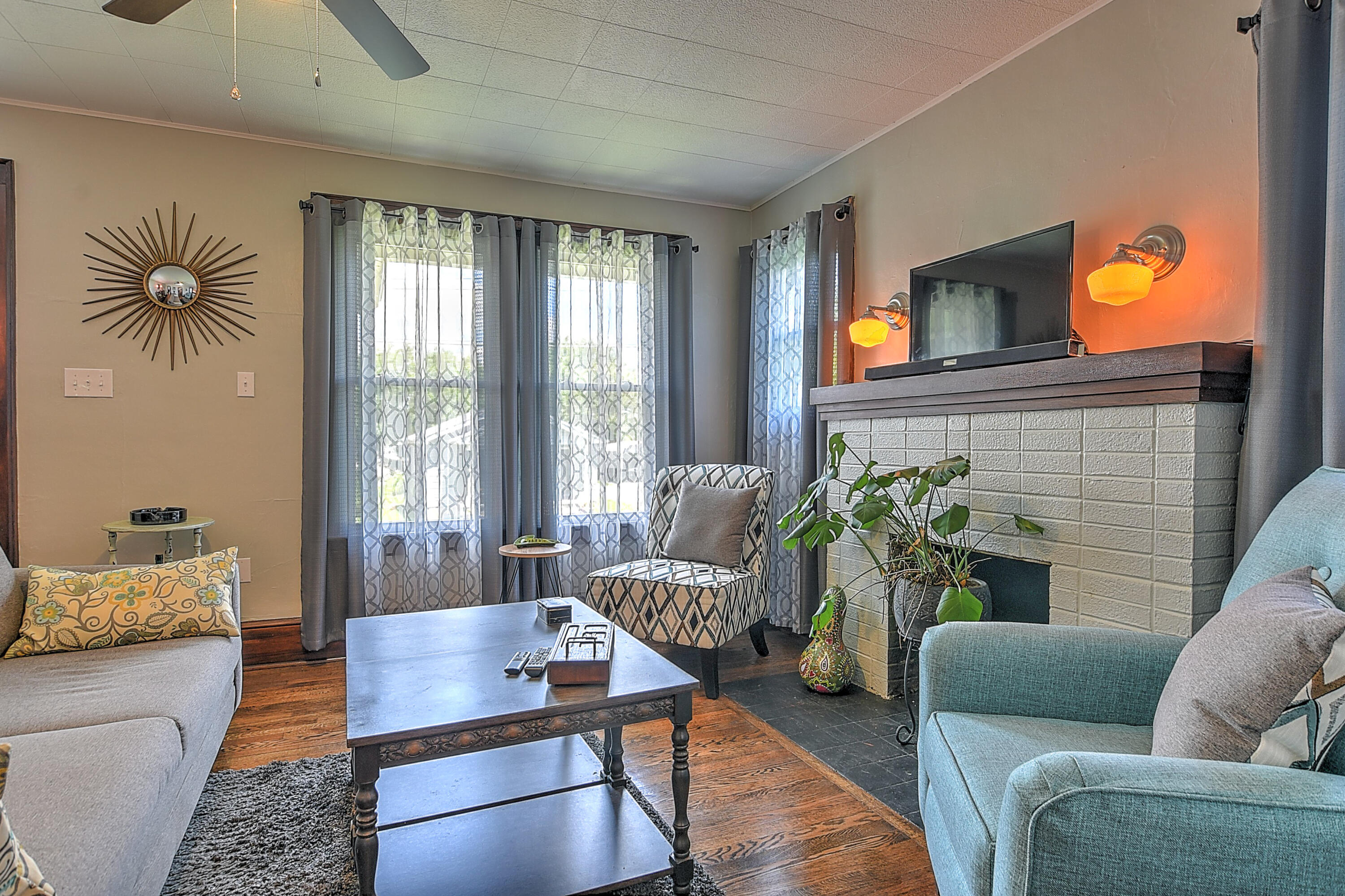 1614 Broad Street Bristol, TN 37620 - Photo 5 of 27 1614 Broad st-6