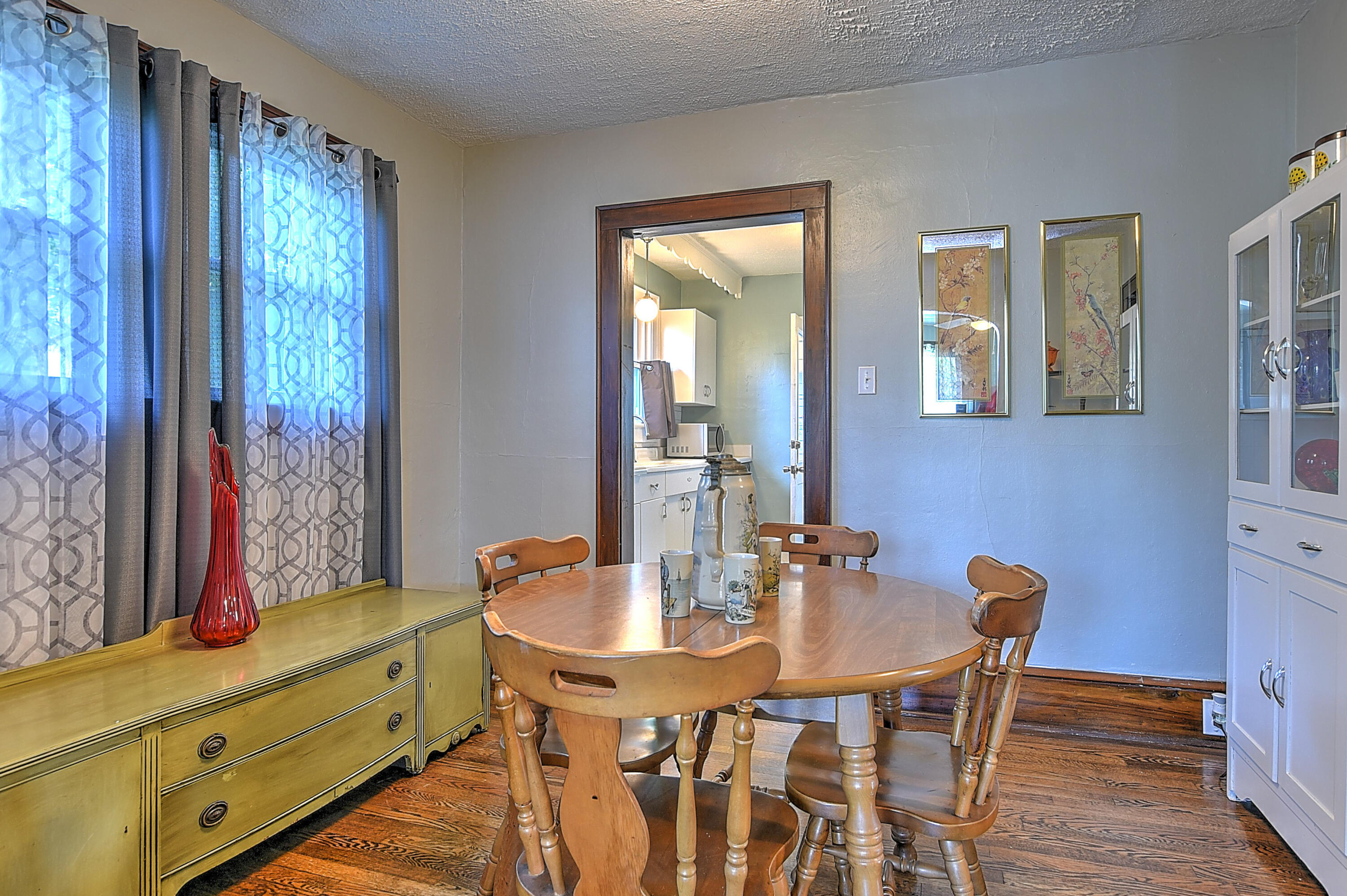 1614 Broad Street Bristol, TN 37620 - Photo 7 of 27 1614 Broad st-8