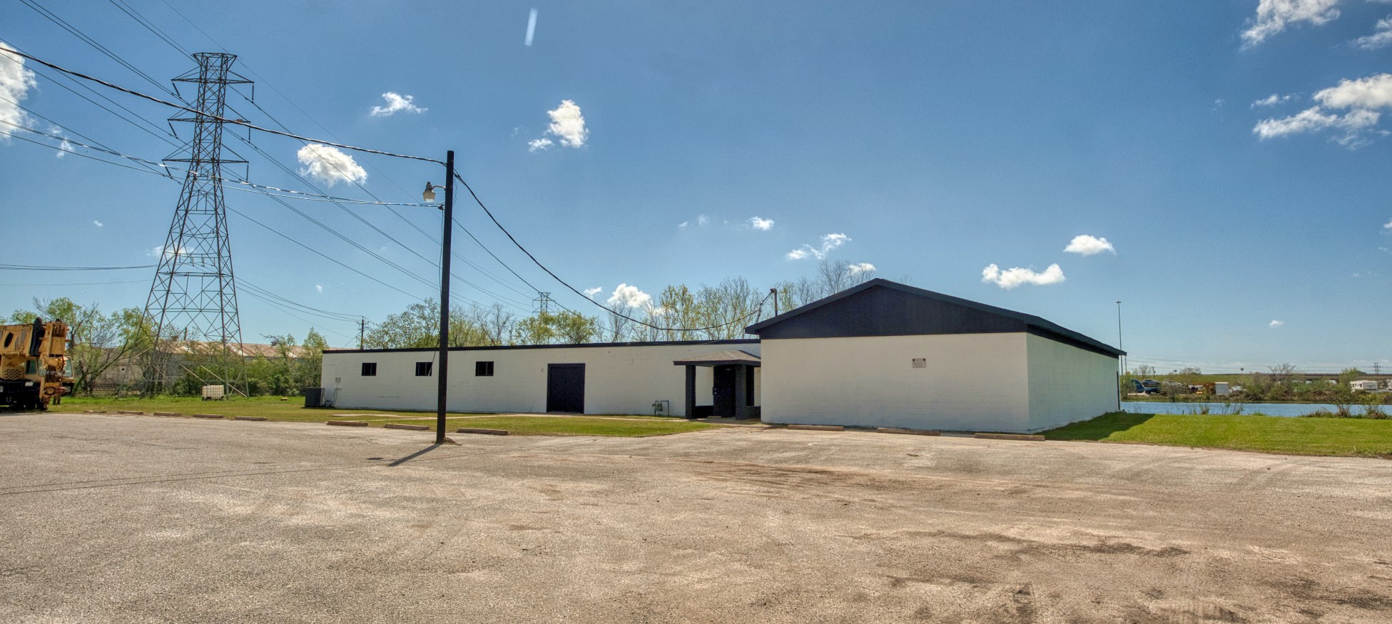 238 Johnson Cook Road Clute, TX 77531 - Photo 5 of 38