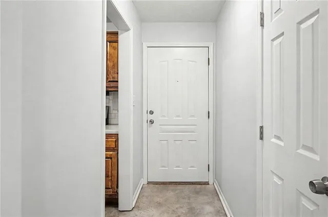 $169,900 | 12027 West 58th Place, Unit B, Shawnee, KS 66216