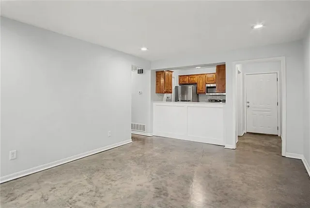 $169,900 | 12027 West 58th Place, Unit B, Shawnee, KS 66216