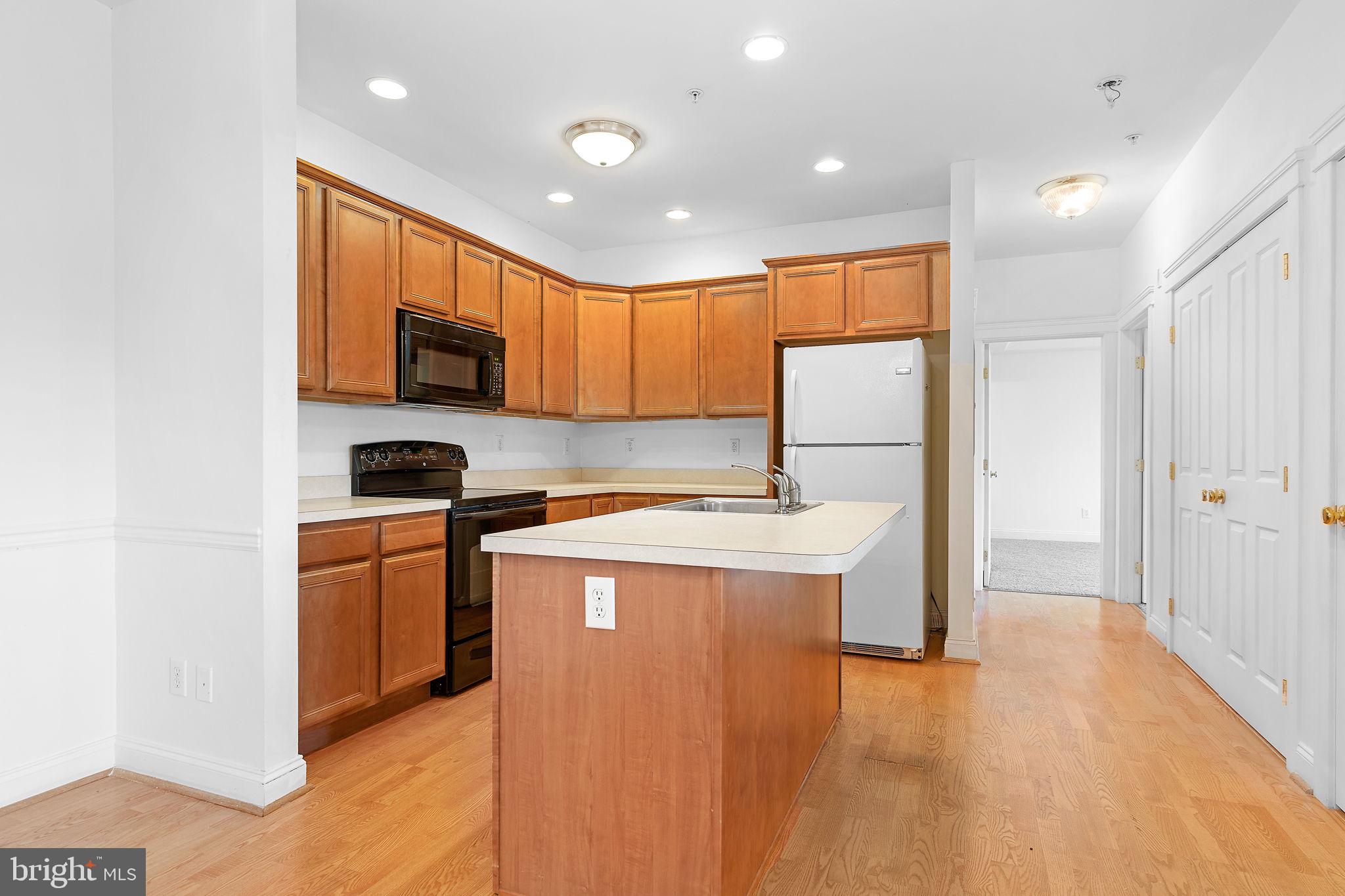 116 Bucktown Xing Road, Unit 23F Pottstown, PA 19465 - Photo 8 of 32 Gallery Image 8