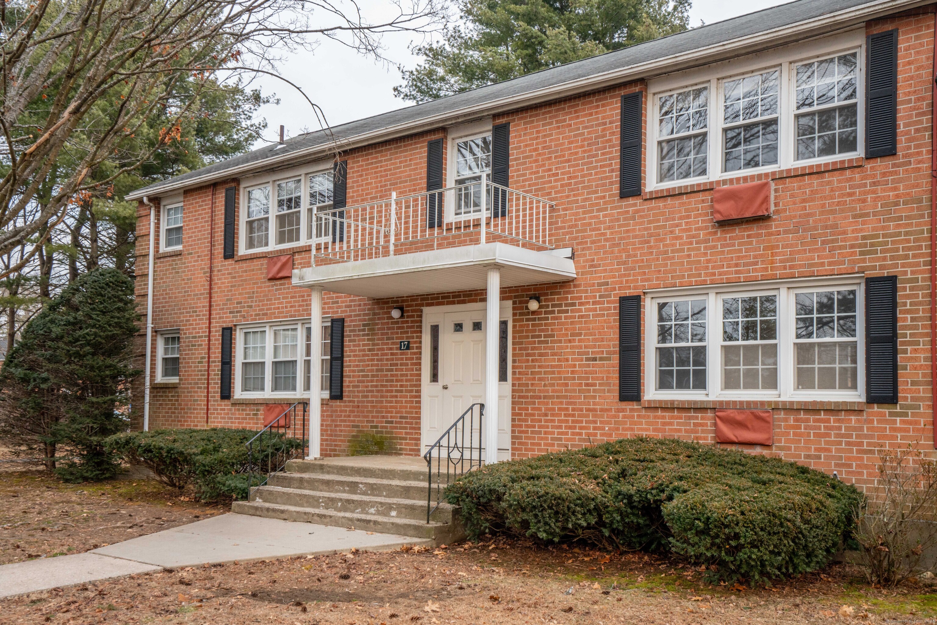 3 Brickyard Road, Unit 17B Farmington, CT 06032 - Photo 1 of 1 Welcome home to 3 Brickyard Road, Unit 17B!