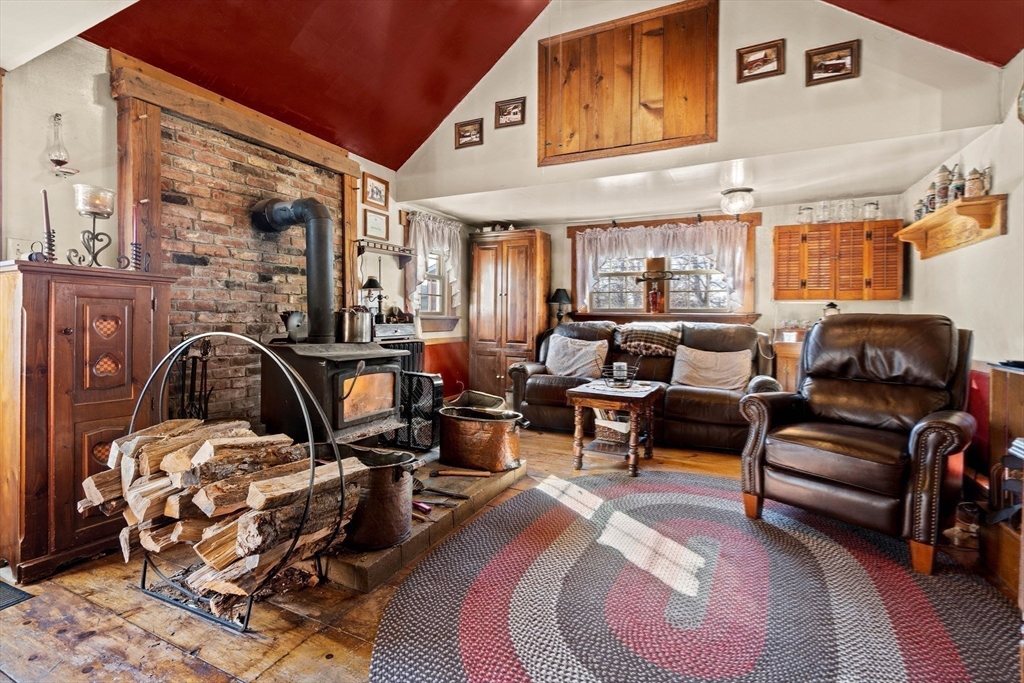 123 Jeffrey's Neck Road Ipswich, MA 01938 - Photo 12 of 28