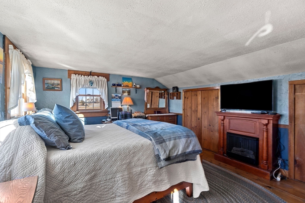 123 Jeffrey's Neck Road Ipswich, MA 01938 - Photo 17 of 28