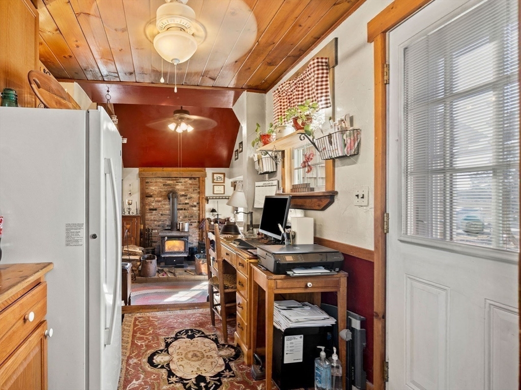 123 Jeffrey's Neck Road Ipswich, MA 01938 - Photo 9 of 28