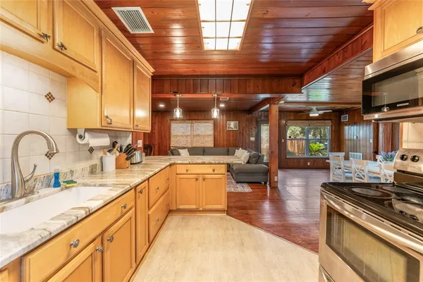 $260,000 | 8456 West Miss Maggie Drive, Homosassa, FL 34448