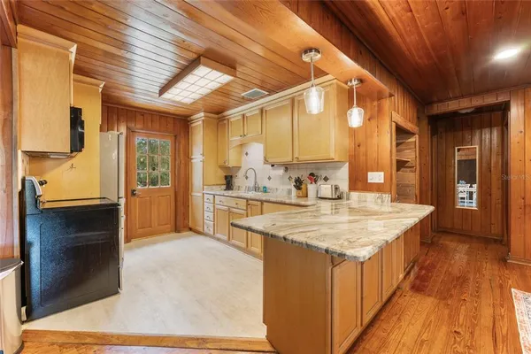 $260,000 | 8456 West Miss Maggie Drive, Homosassa, FL 34448