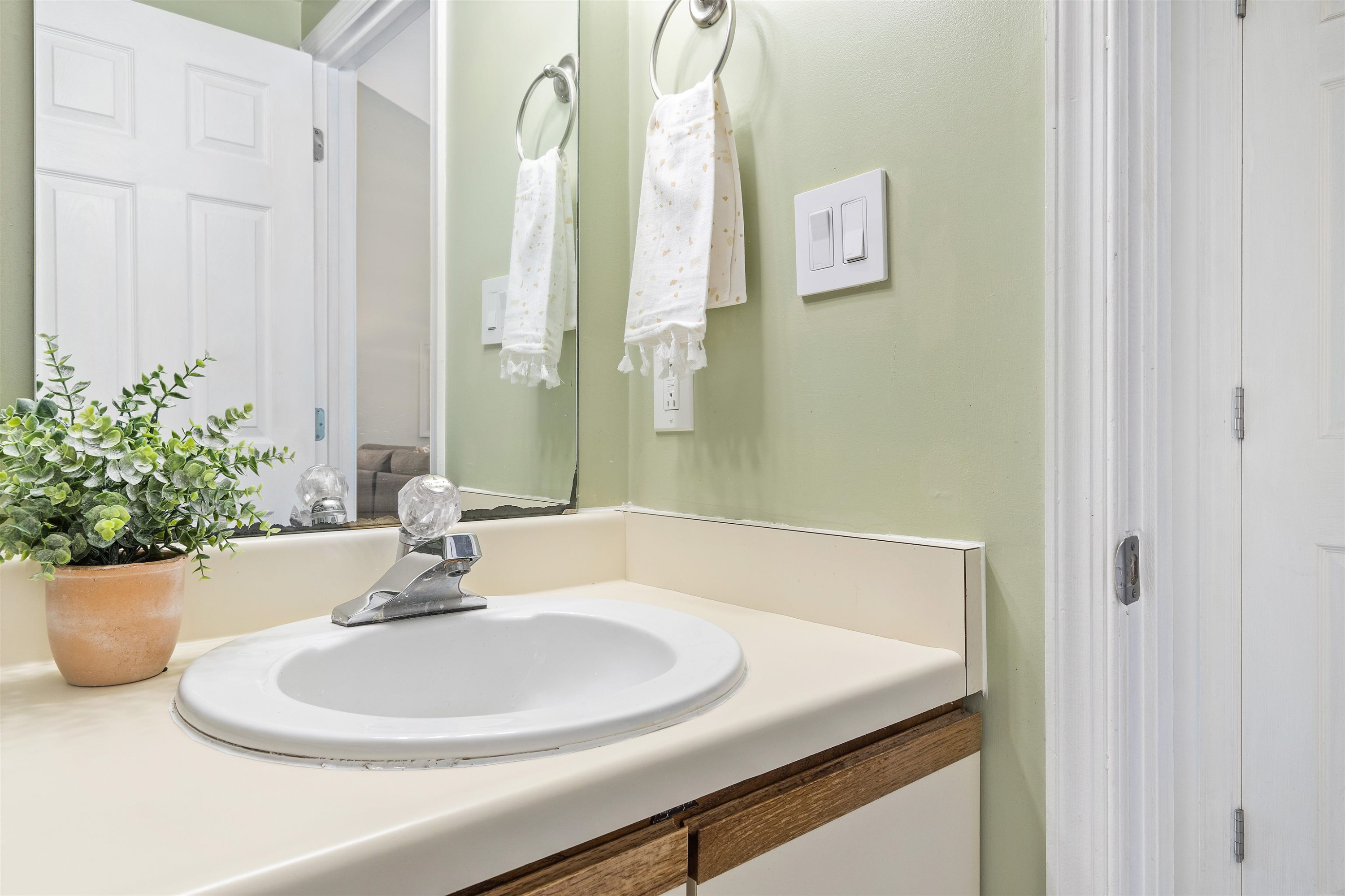 5207 Westpine Court Raleigh, NC 27606 - Photo 17 of 25 Photo 17
