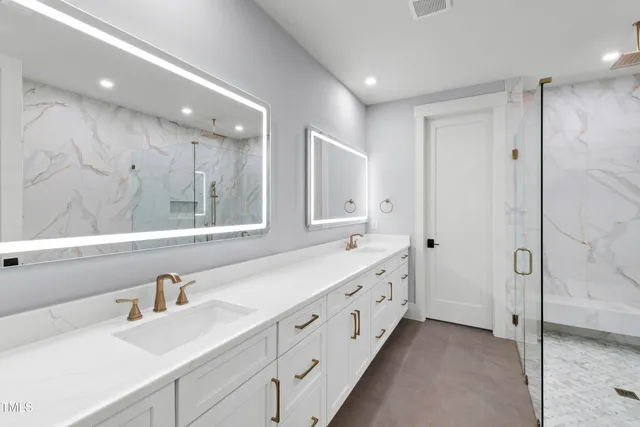 a bathroom with a bathtub