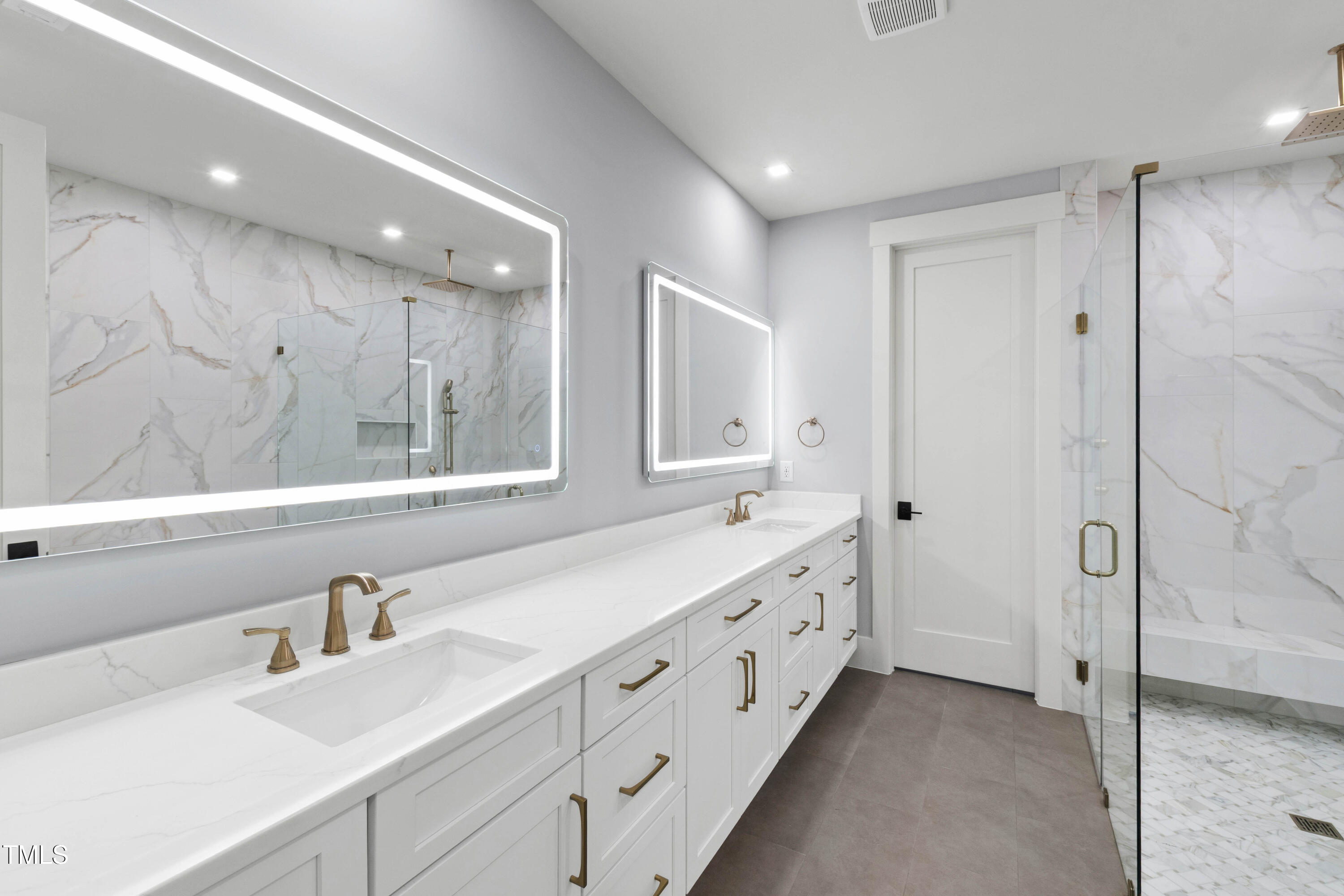 202 Georgetown Road Raleigh, NC 27608 - Photo 37 of 64 Georgetown (49)