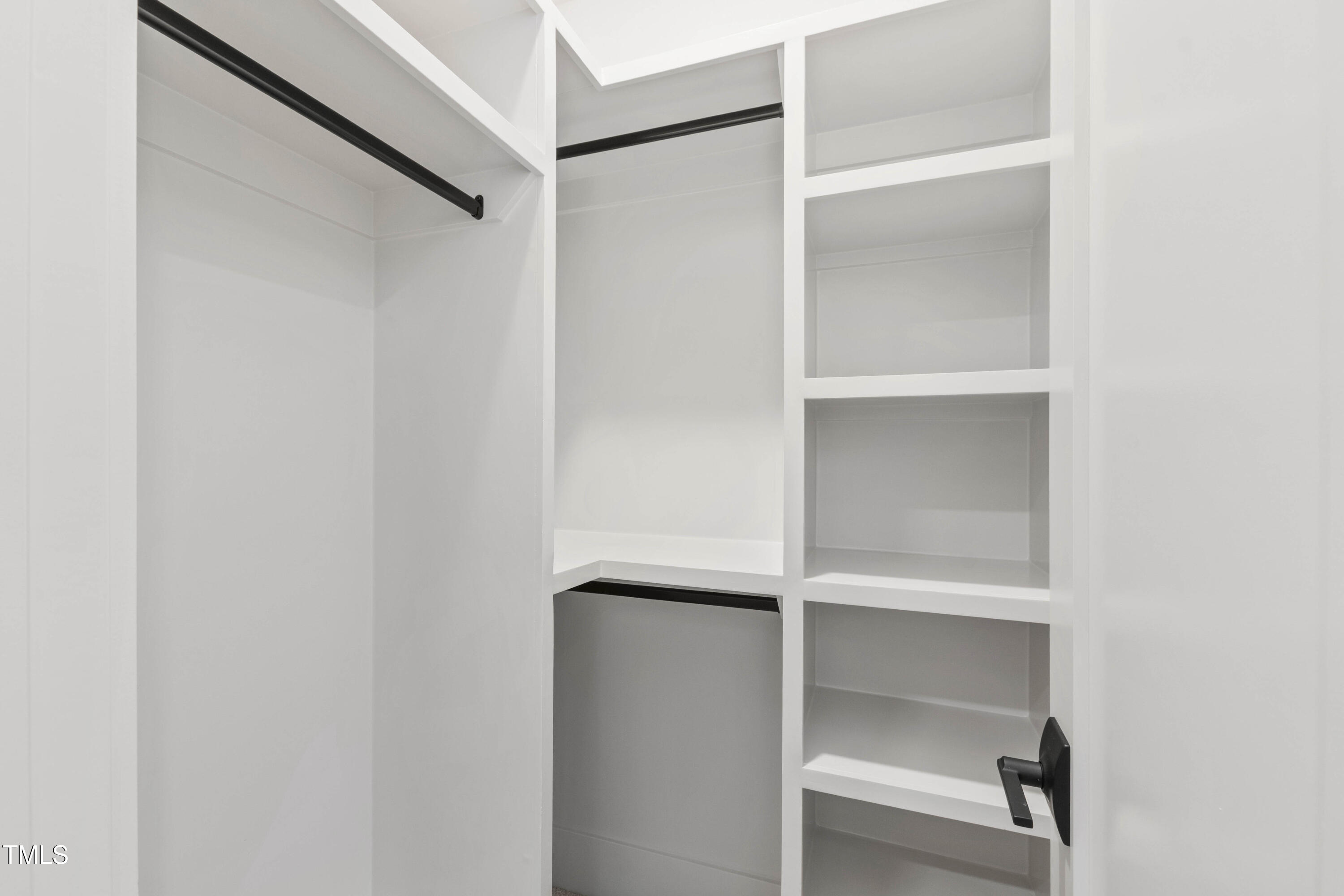 202 Georgetown Road Raleigh, NC 27608 - Photo 52 of 64 Georgetown (43)