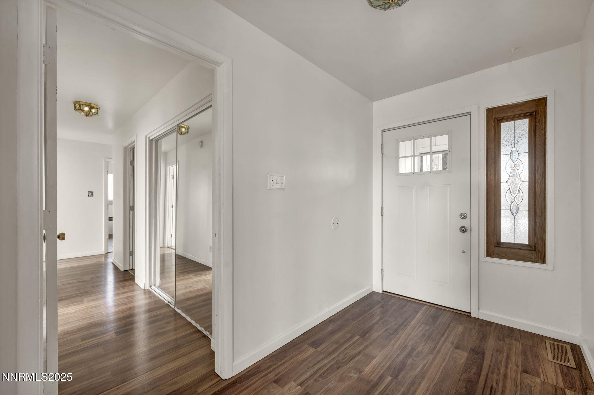 3200 Lodestar Lane Reno, NV 89503 - Photo 6 of 27 55-web-or-mls-3200-lodestar-ln