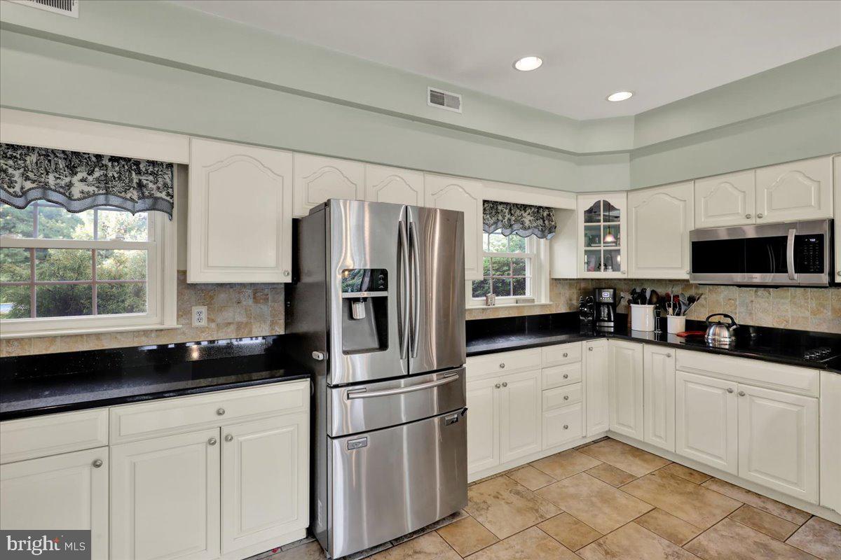 132 Barton Drive Spring City, PA 19475 - Photo 23 of 73