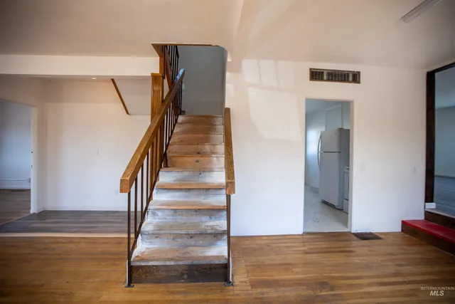 $350,000 | 235 West Idaho Avenue, Ontario, OR 97914